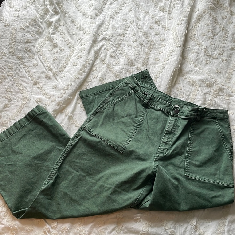Green Wide Leg Crop Pant